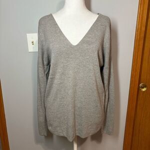 Banana Republic double v-neck drop shoulder gray sweater size M